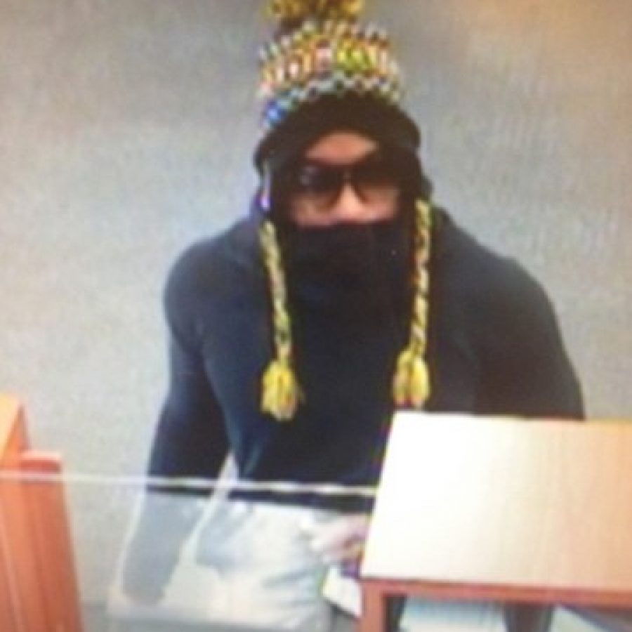 Police are seeking the publics help in identifying this suspect in todays robbery of the PNC Bank on Gravois Road in Affton. 