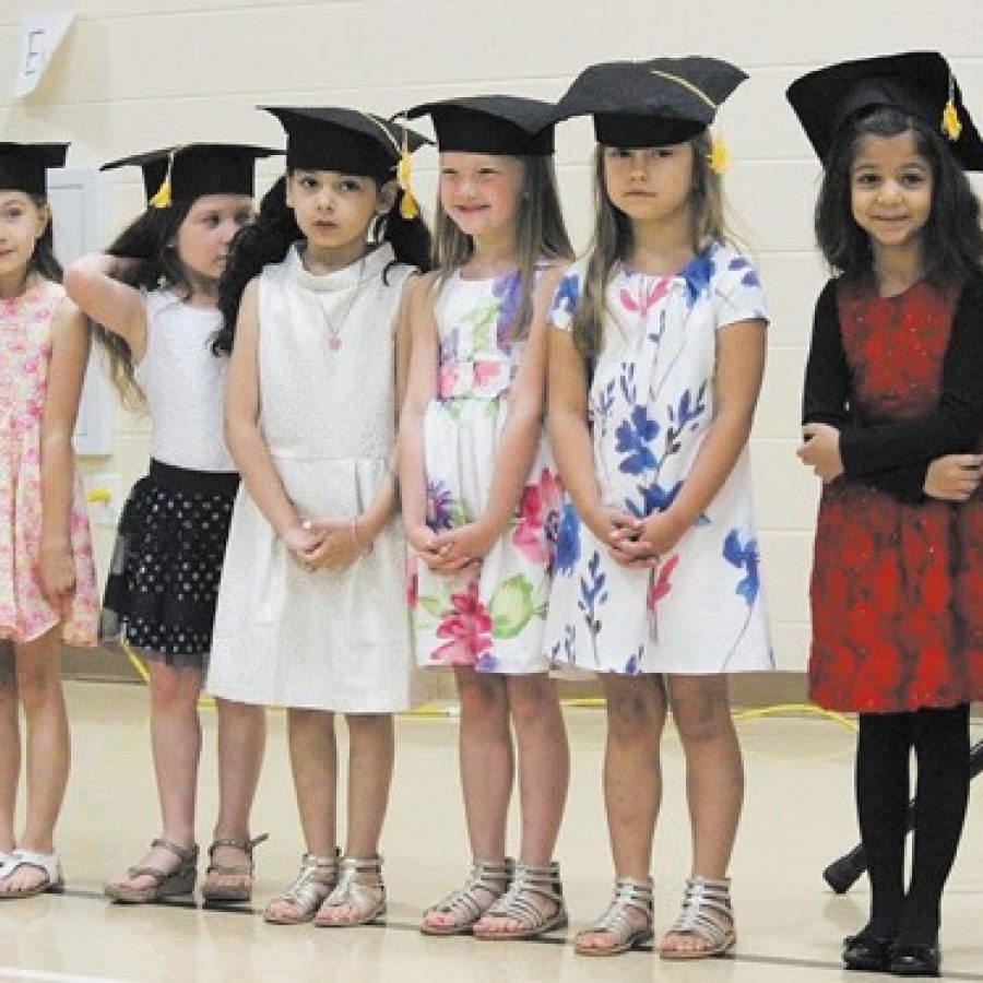 Oakville kindergarten students celebrate graduation
