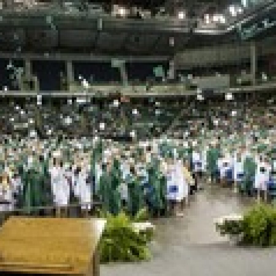 Mehlville, Oakville highs conduct graduations