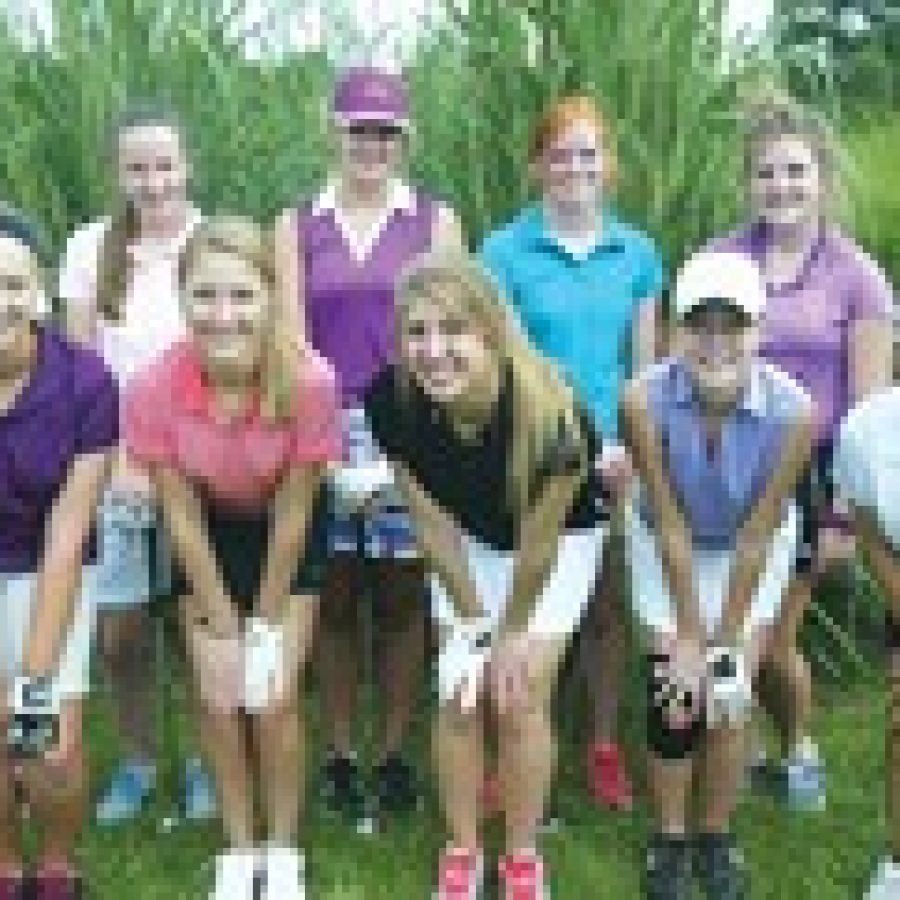 With four returning players who are experienced golfers, head coach Cindy Maulin has high expectations for her Oakville High girls golf team this year.