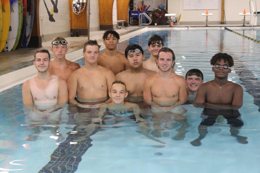 Five+of+the+13+swimmers+on+the+MHS+swim+team+are+seniors%2C+something+that+helps+with+leadership+and+team+chemistry%2C+assistant+coach+Mark+Hromnak+said.+