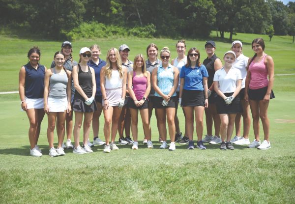 The Oakville girls golf team has nine returning seniors and ‘things are looking really well,’ said head coach Emily Baker. 