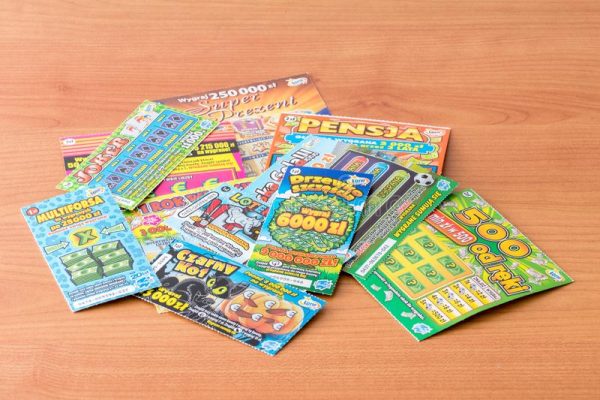 Woman finds out $500 scratch ticket prize is actually $100K