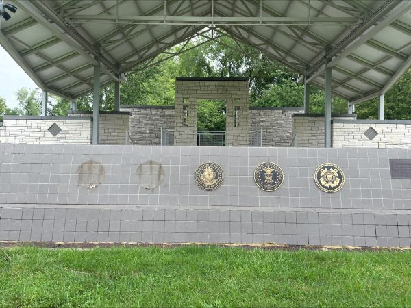 Police investigating memorial plaques stolen from Jefferson Barracks Park