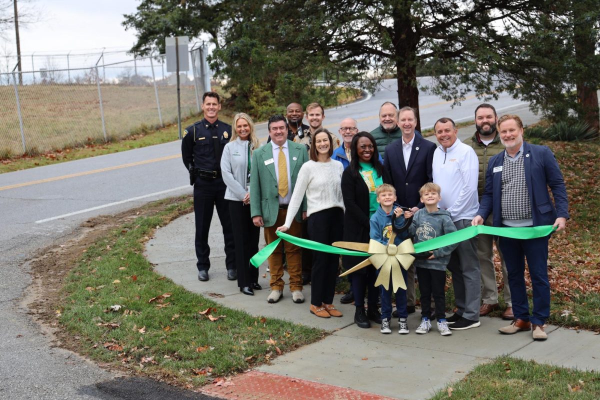 City, district celebrate new sidewalks for safe student commutes