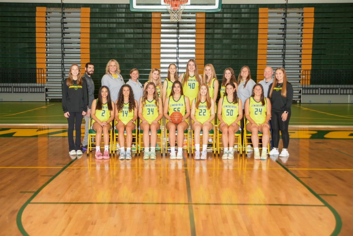 The 2023-24 Lindbergh High School girls basketball team.