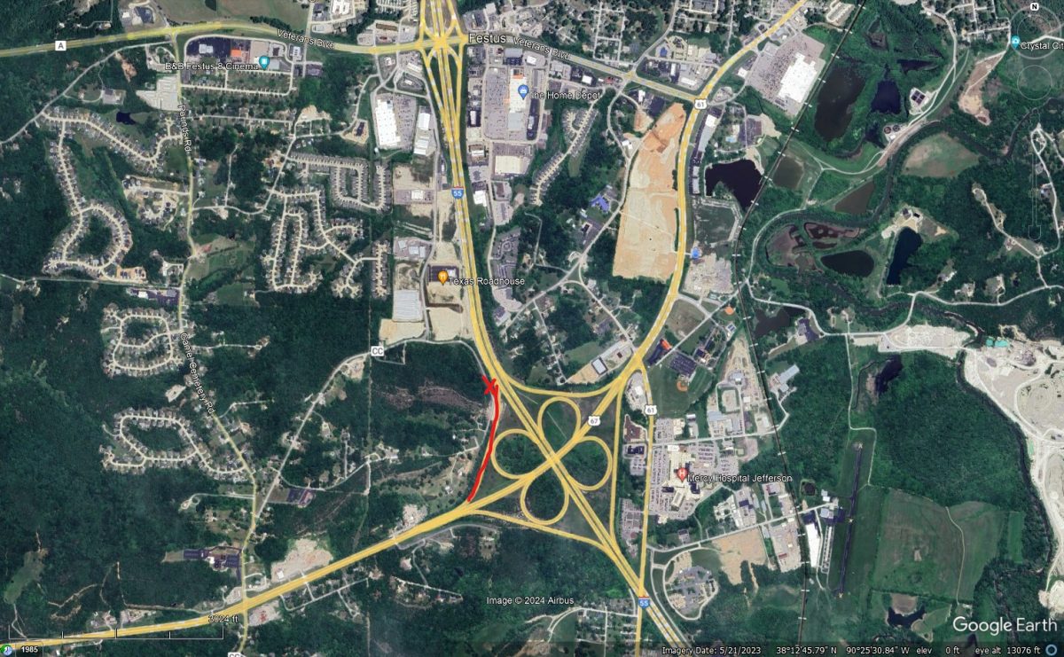 The ramp from southbound Interstate 55 to southbound U.S. Route 67 in Jefferson County will be closed from 9 p.m. June 14 to 8 a.m. June 15. The closure area is highlighted above in red. Image courtesy of the Missouri Department of Transportation.