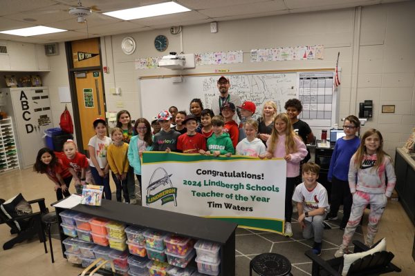 Long Elementary School’s Tim Waters named Missouri Regional Teacher of the Year