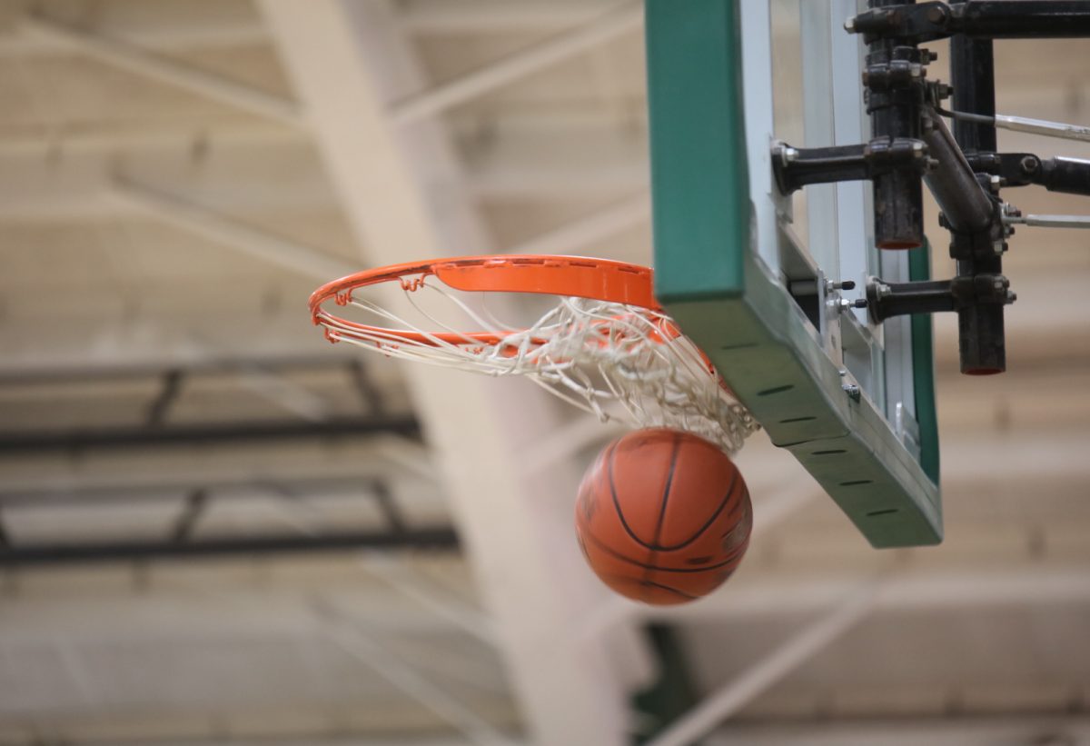 Bayless scores, the ball swooshing the net.