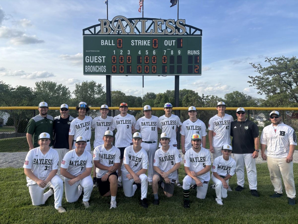 The Bayless High School baseball team poses for a photo. Photo courtesy of Elliott Sterett.