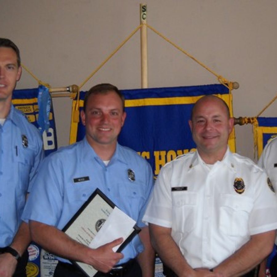 Kiwanis Club of South County honors firefighter