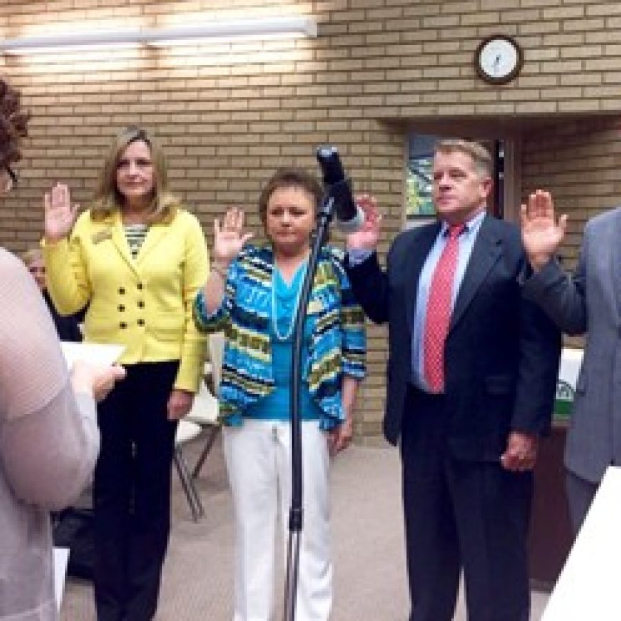 Sunset Hills swears in election winners