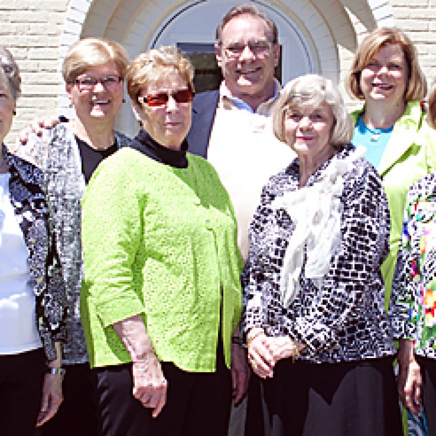 St. Anthonys Auxiliary installs new officers