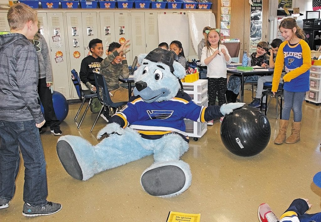Blues+mascot+visits+Blades+Elementary+School