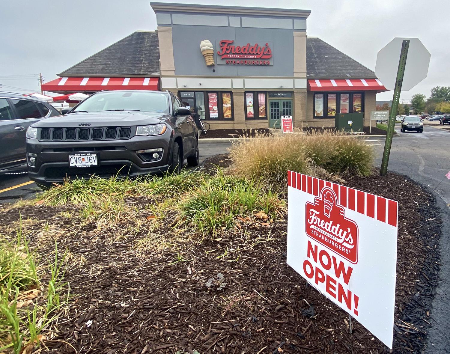 Freddy's Frozen Custard opens St. Louis-area location