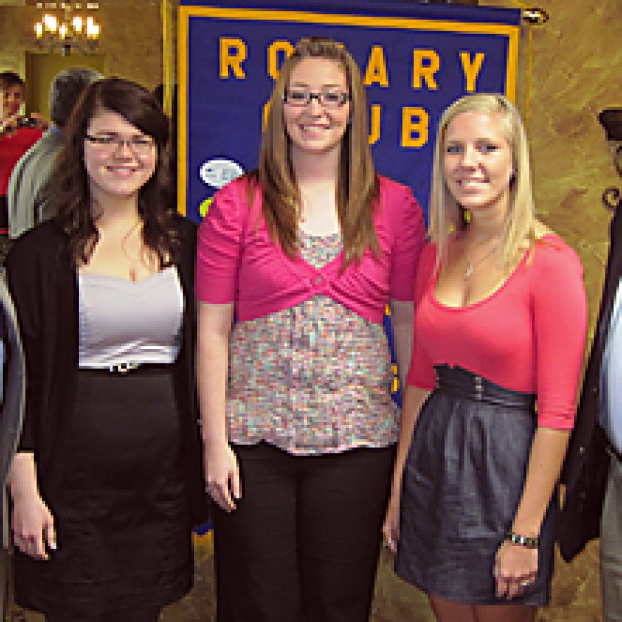 Rotary Club presents scholarships