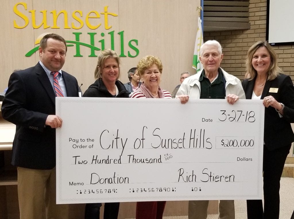 Sunset+Hills+resident+donates+%24200%2C000+for+parks