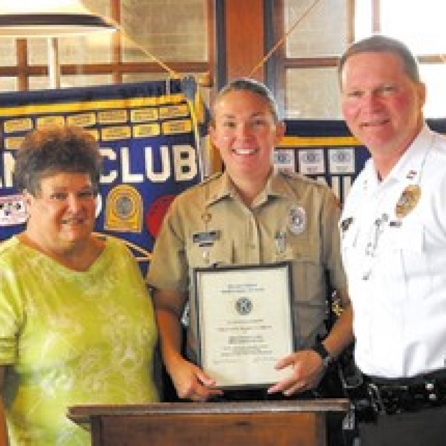 Kiwanis Club honors police officer