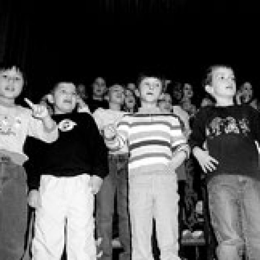 Bierbaum Accelerated pupils entertain at the Harvest of Thanks celebration at the school. 