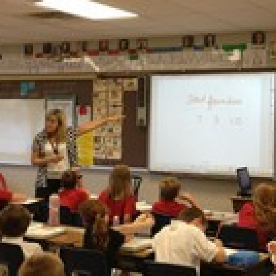 Mrs. Brenda Doerings 4th grade class studying math at Abiding Savior Lutheran School. 