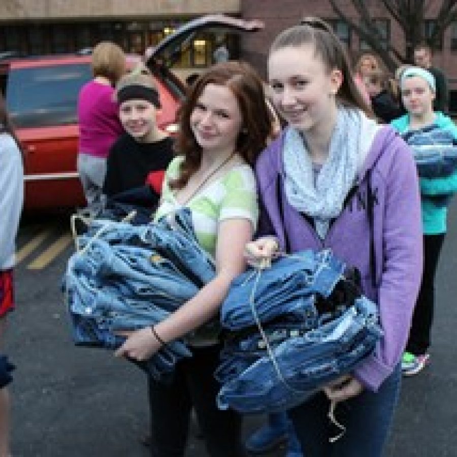 Friendly competition turned into friendly cooperation last week when students from Margaret Buerkle Middle School and Bernard Middle School teamed up in an effort to win the national Teens for Jeans competition.  