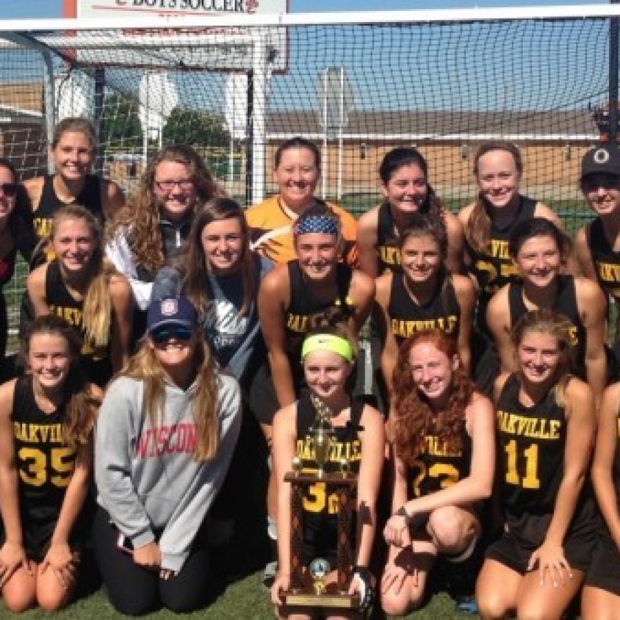 Oakville field hockey team setting its sights high