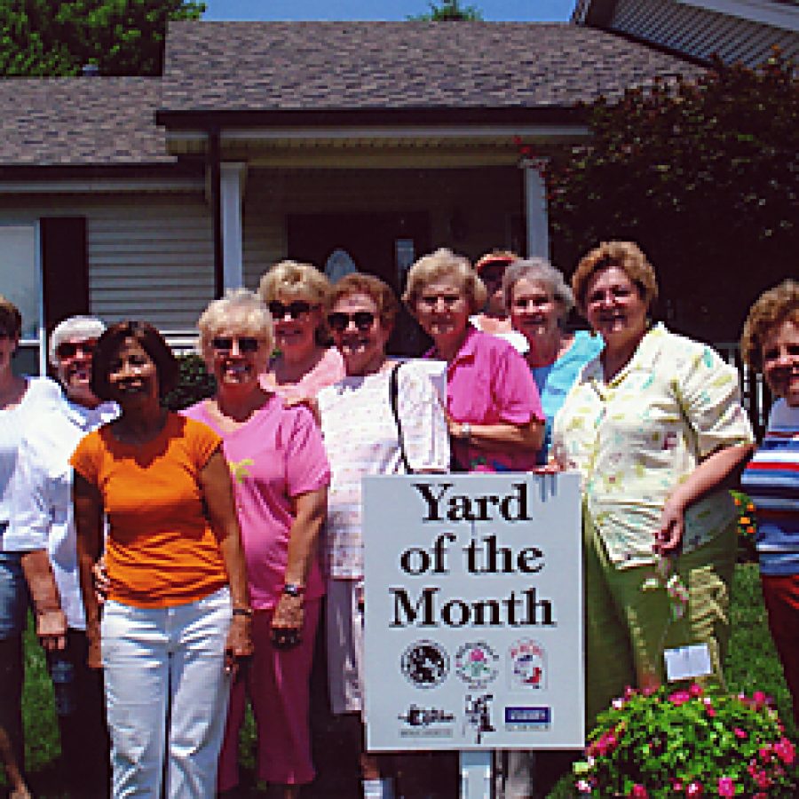 Yard of the Month Award presented