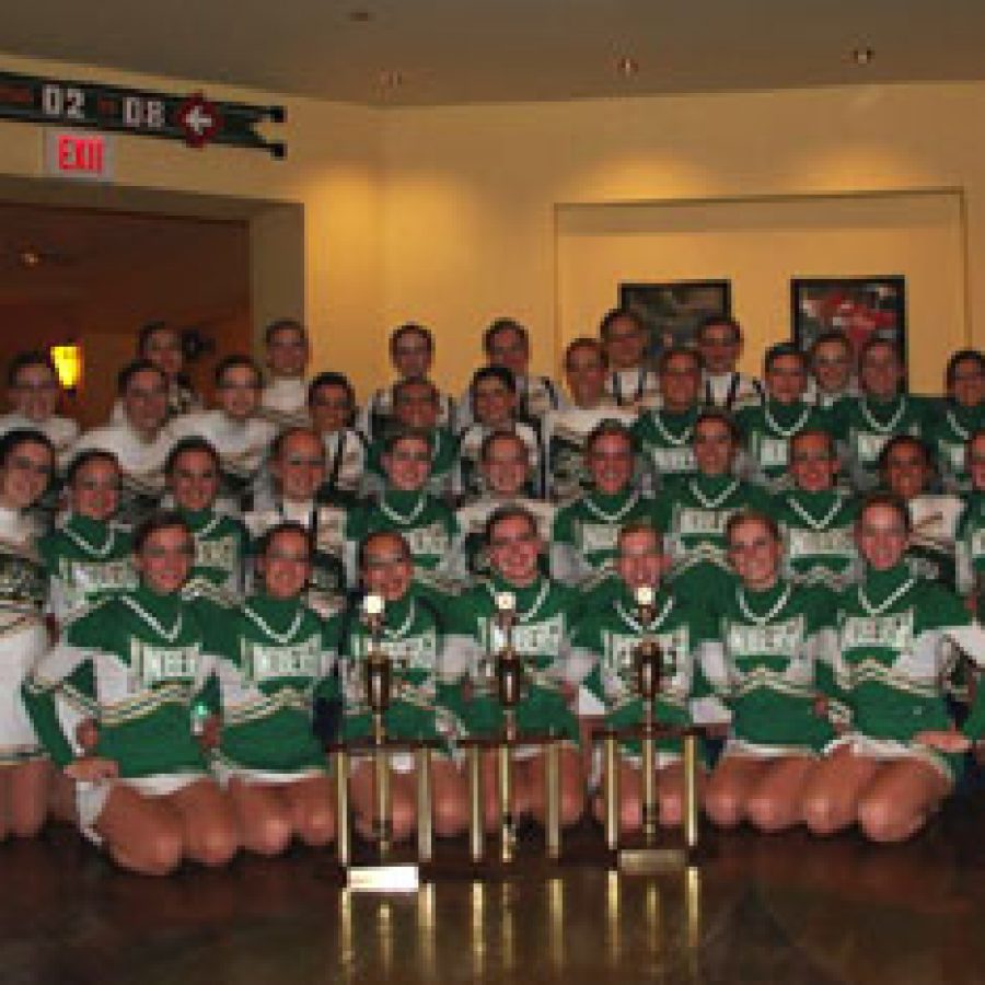 The Lindbergh High School varsity and junior varsity Flyerettes dance teams  earned top scores at the Universal Dance Associations National Dance Team Championship.