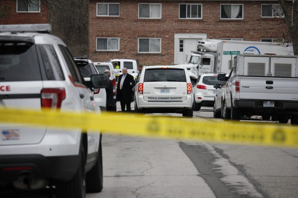 Body of unidentified man found along Mississippi River at Bee Tree Park